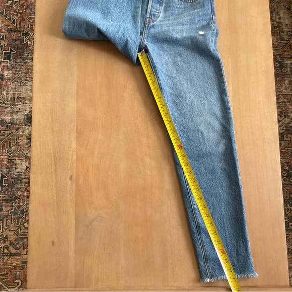 Women’s Levi’s Wedgie Blue Straight Leg Jeans - Picture 8 of 9